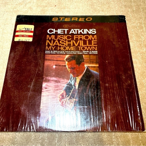 Chet Atkins- Music from Nashville vintage vinyl record from 1966 - Picture 1 of 9